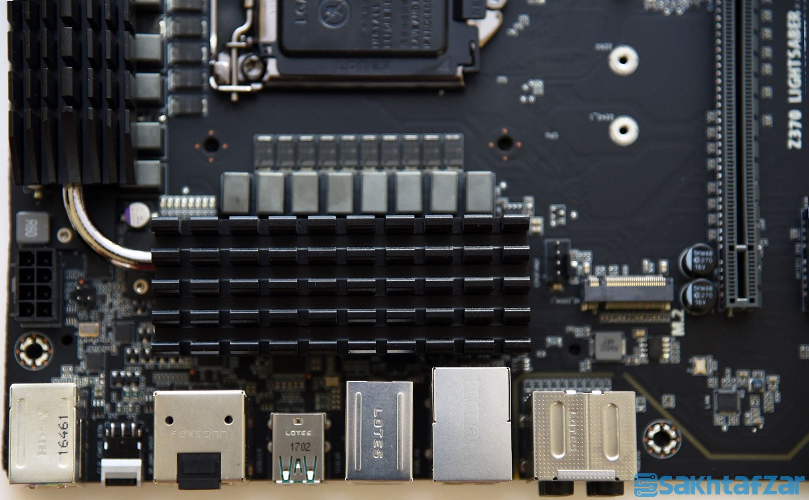 بررسی مادربرد ECS Z370-Lightsaber