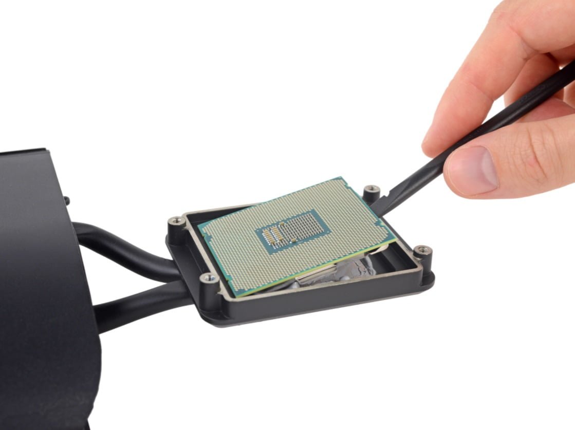 کالبدشکافی آی مک پرو