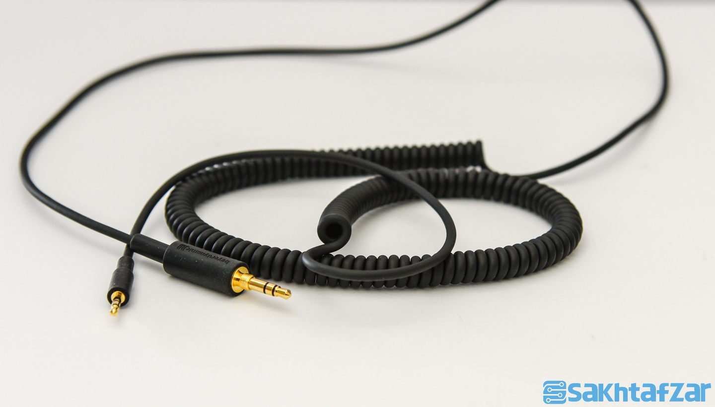 بررسی هدفون DT 240 PRO شرکت Beyerdynamic