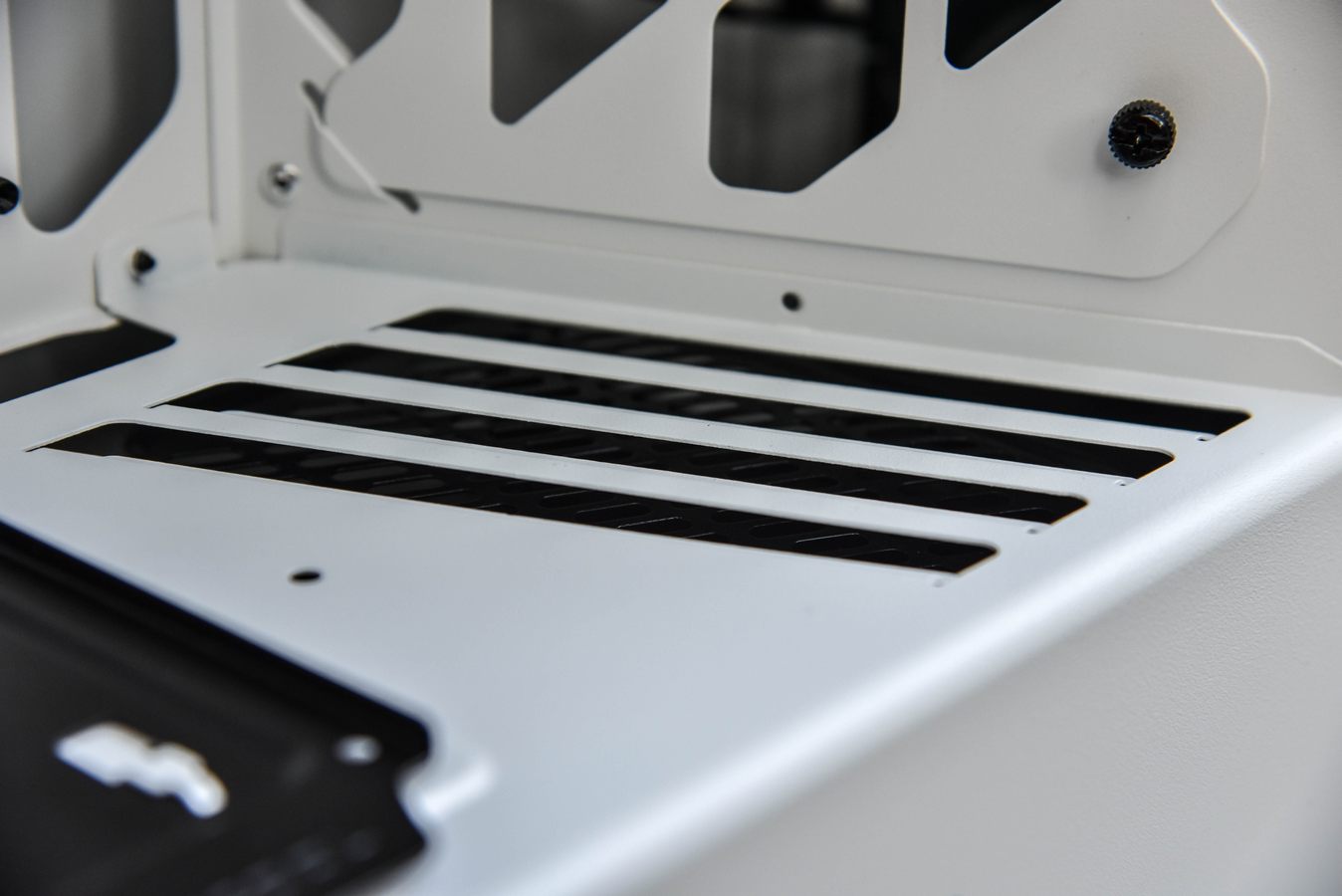 بررسی اجمالی کیس خوش قیمت و جذابWH  EARLKASE RGB شرکت DEEPCOOL