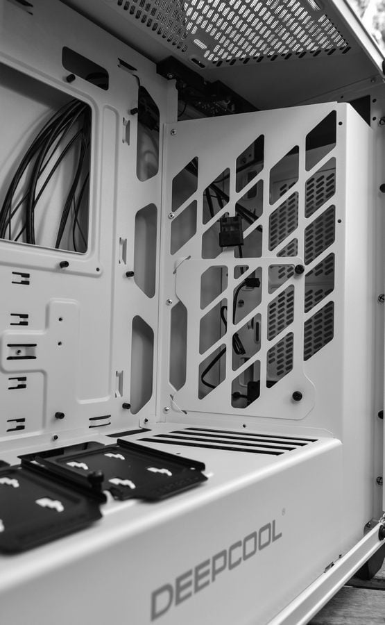 بررسی اجمالی کیس خوش قیمت و جذابWH  EARLKASE RGB شرکت DEEPCOOL