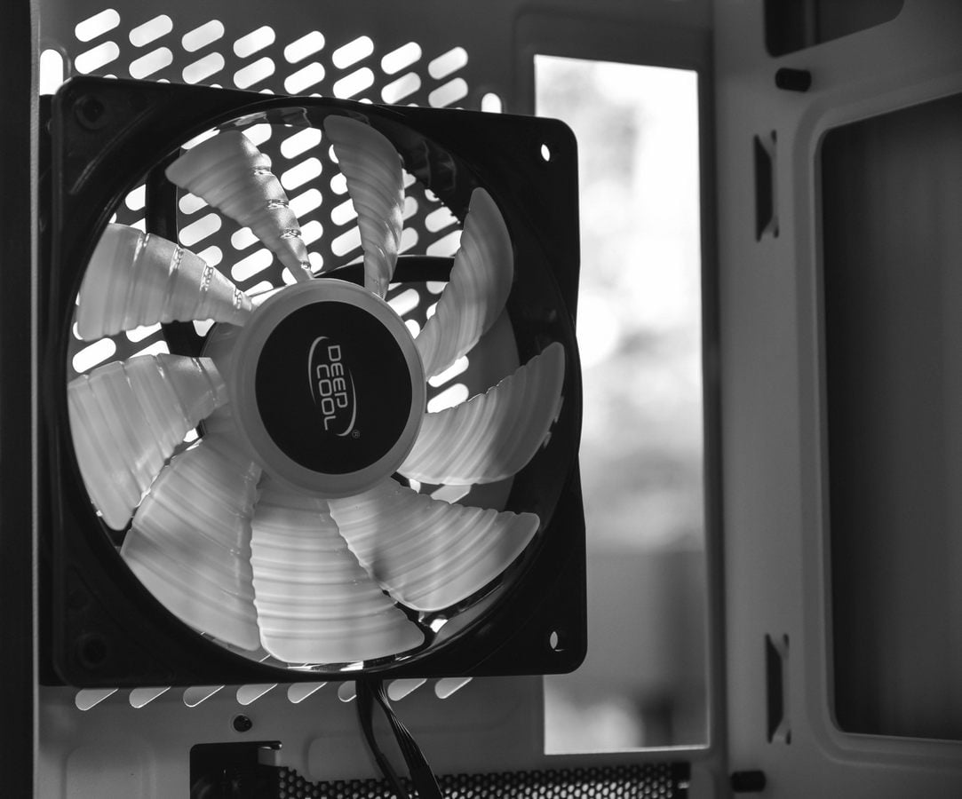 بررسی اجمالی کیس خوش قیمت و جذابWH  EARLKASE RGB شرکت DEEPCOOL