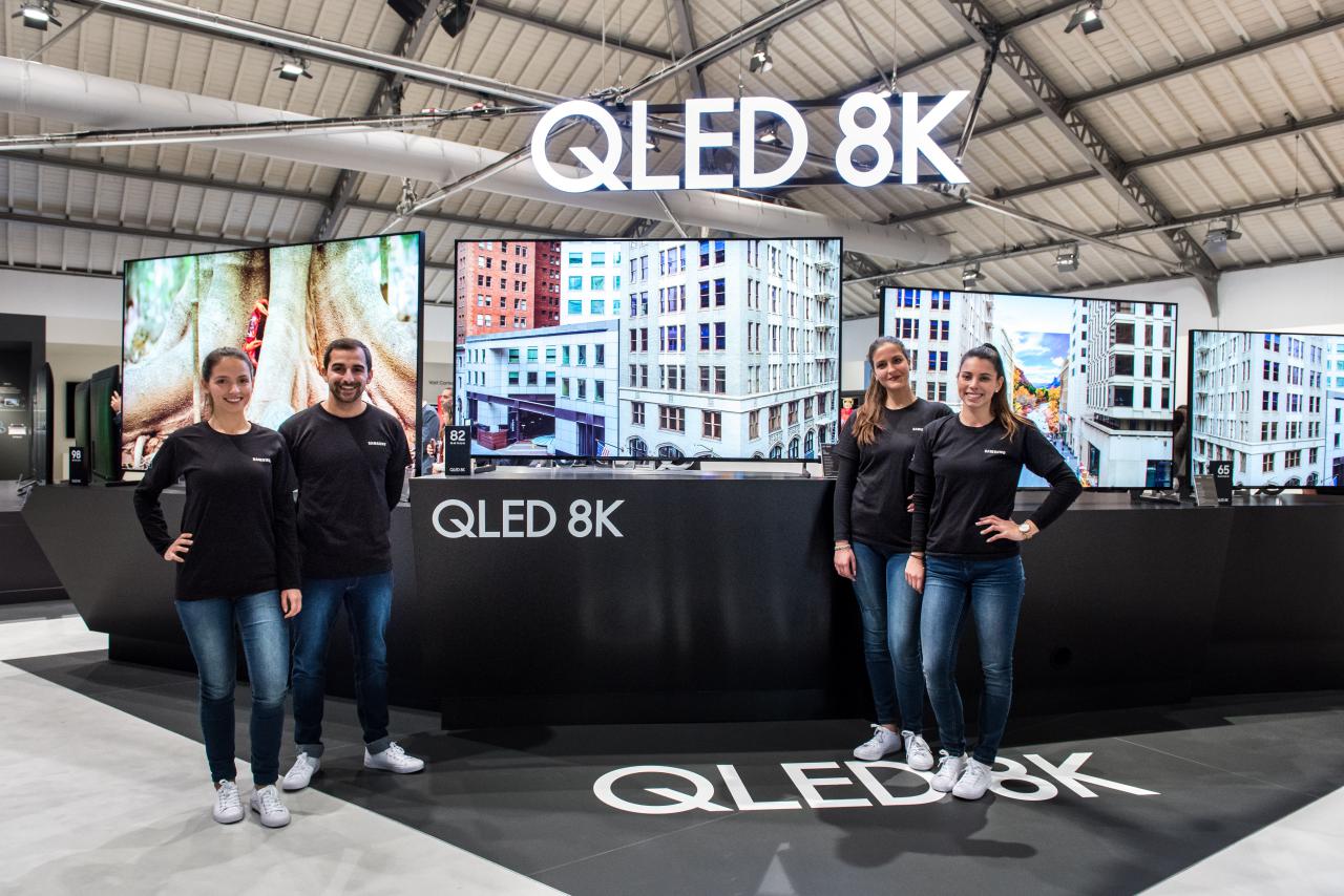 تلویزیون QLED سامسونگ