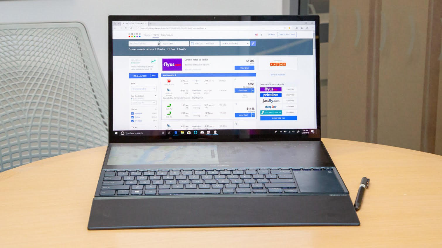 ایسوس از لپتاپهای ZenBook با نمایشگر ثانویه رونمایی کرد