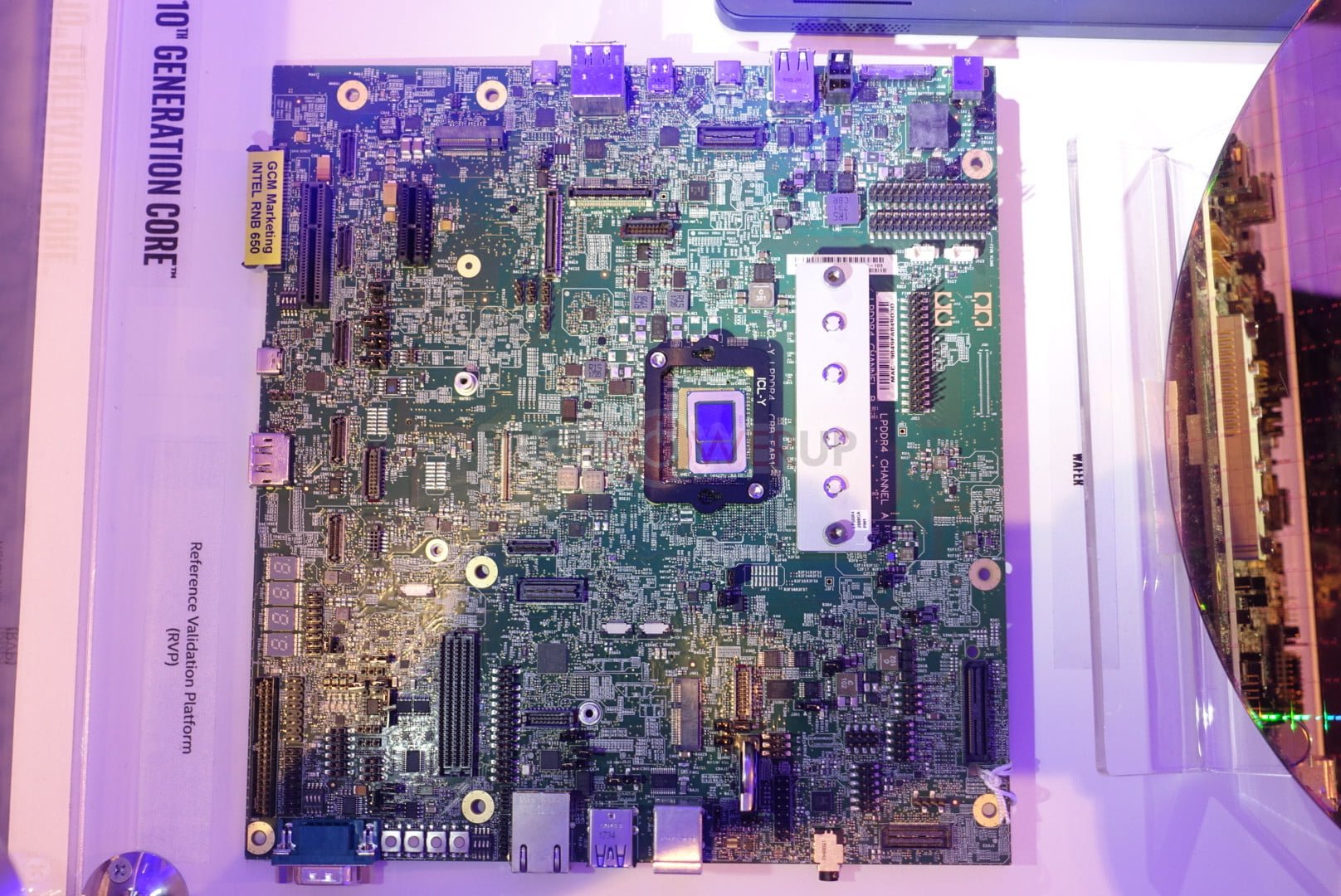 تصاویری از پردازنده‌های کم مصرف Ice Laky-Y منتشر شدند