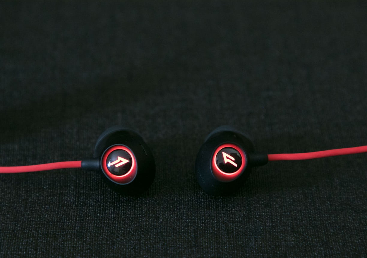 بررسی هدفون 1More Spearhead VR BT