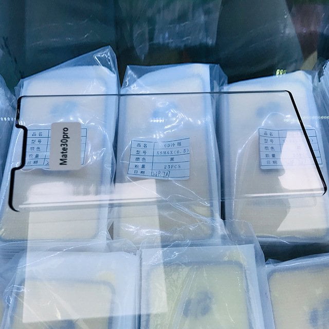 تصاویر محافظ نمایشگر میت 30 پرو