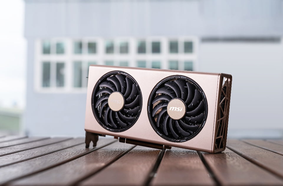 با کارت گرافیک‌های سری EVOKE پتانسیل واقعی خود را پیدا کنید