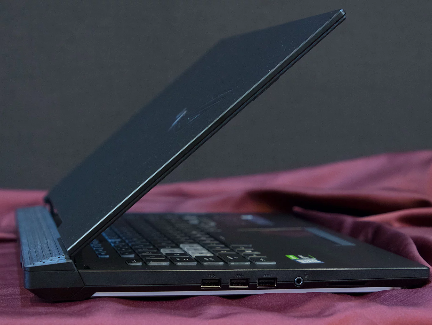 بررسی لپتاپ ASUS ROG STRIX G531GU-AL180