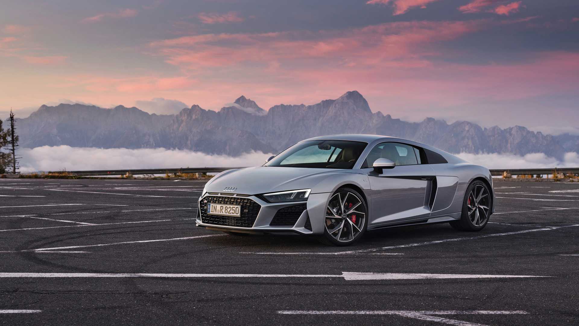 سوپر اسپرت R8 V10 RWD آئودی