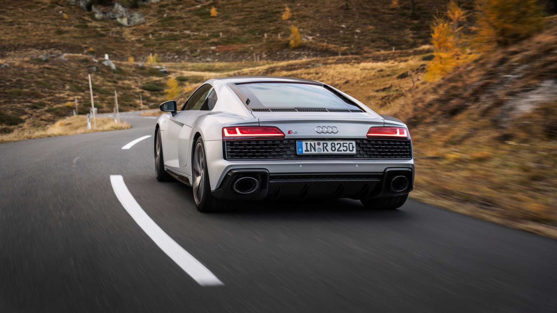 سوپر اسپرت R8 V10 RWD آئودی