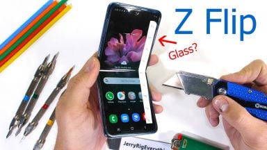 تست مقاومت گلکسی Z Flip