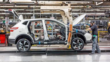 سرمایه گذاری نیسان در خط تولید مدل قشقایی