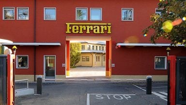 قصد از سرگیری خط‌تولید فراری