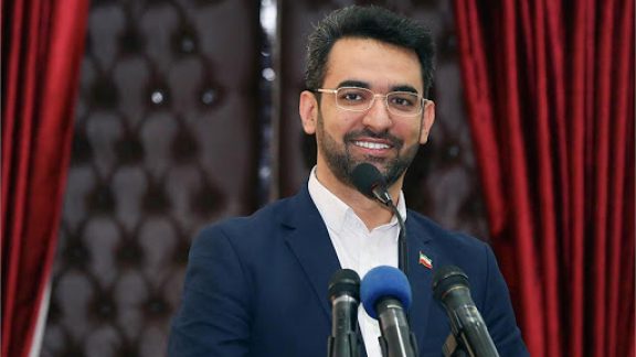 آذری جهرمی وزیر ارتباطات