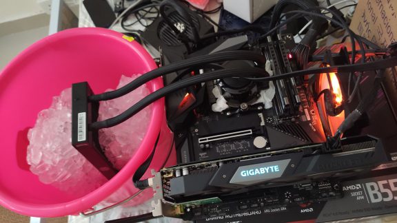 اورکلاک 4700G