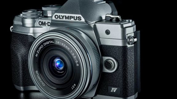 دوربین OM-D E-M10 Mark IV المپوس