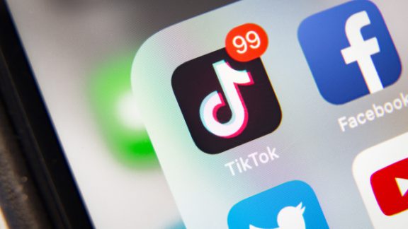 https://www.engadget.com/tiktok-suicide-video-221041082.html