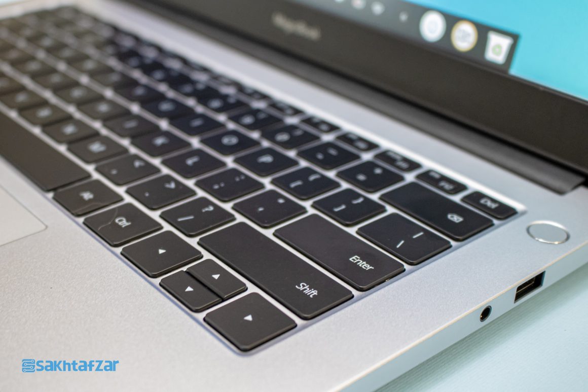 لپ تاپ مجیک بوک 14 آنر