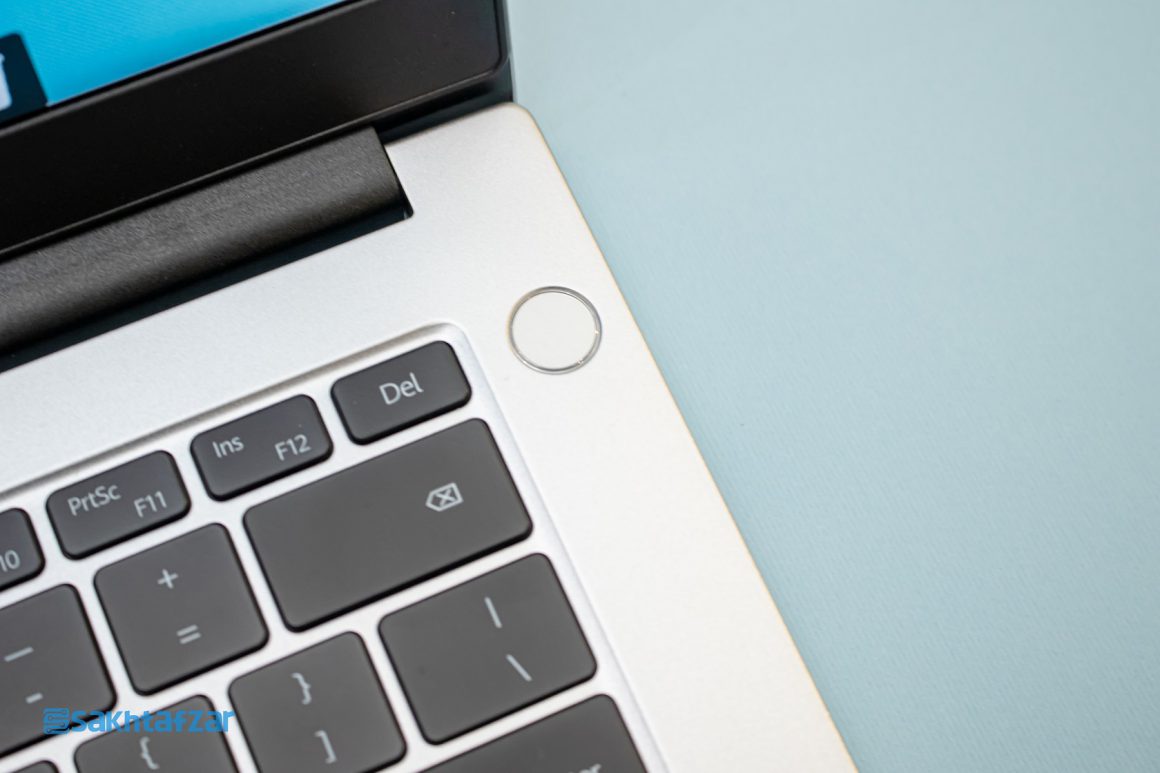 لپ تاپ مجیک بوک 14 آنر