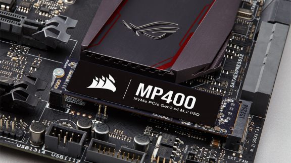 درایو CORSAIR MP400