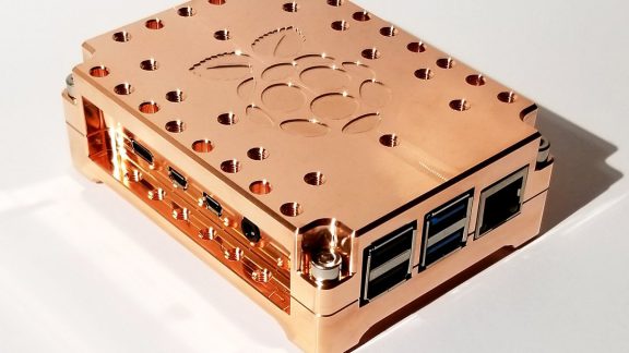 کیس Solid Coper Maker رزبری پای