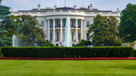 وب سایت جدید کاخ سفید یک پیام استخدامی مخفی برای برنامه‌نویسان دارد