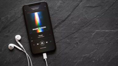 نسخه بتا iOS 14.5 عرضه شد - برنامه موسیقی پیش فرض را خودتان تعیین کنید