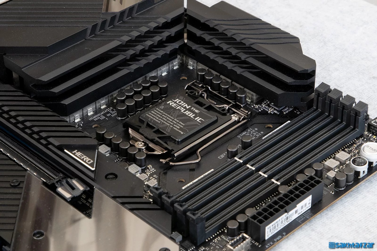 بررسی مادربرد ASUS ROG MAXIMUS XIII HERO
