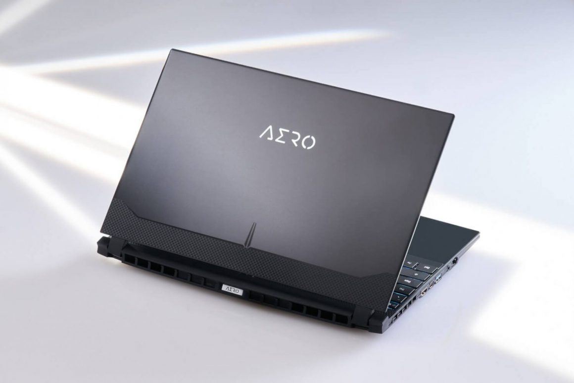 لپ تاپ AERO 17 HDR