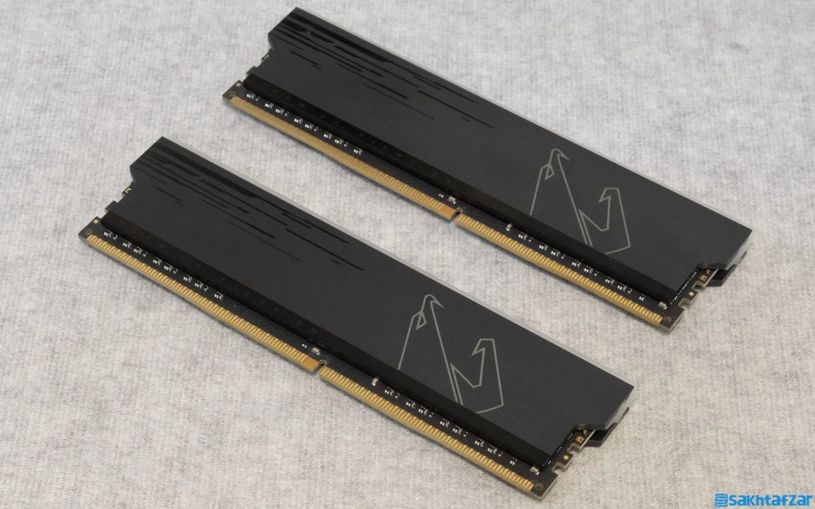 تصویر رم آئوروس گیگابایت GIGABYTE AORUS RGB 2X8G 4400MHz CL.19