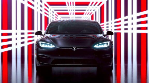 تسلا Model S Plaid