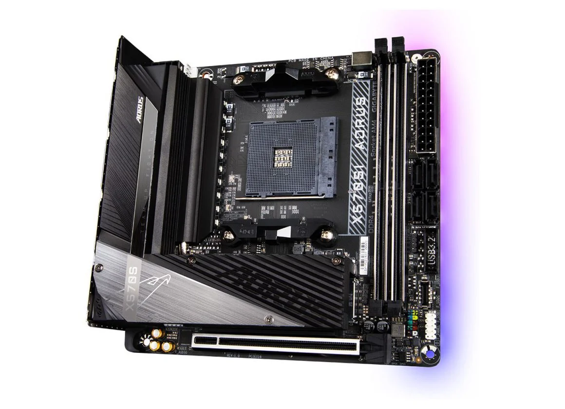 مادربرد X570SI AORUS Pro AX گیگابایت