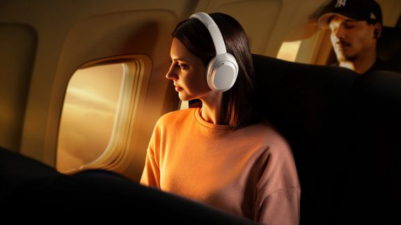 هدفون بی سیم Razer Opus X - قابلیت حذف نویز و قیمت 100 دلاری