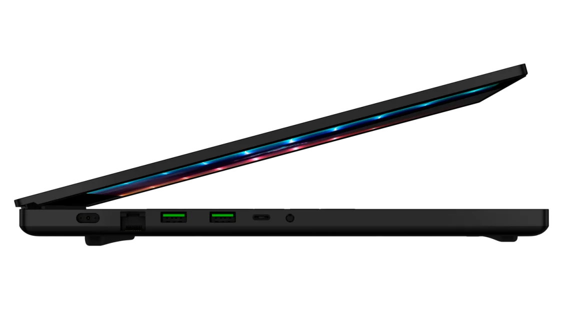 لپ تاپ گیمینگ Blade 17 ریزر با گرافیک GeForce RTX 3080