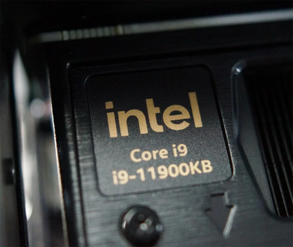 کالبد شکافی رایانه شخصی کوچک Beast Canyon NUC 11 Extreme اینتل