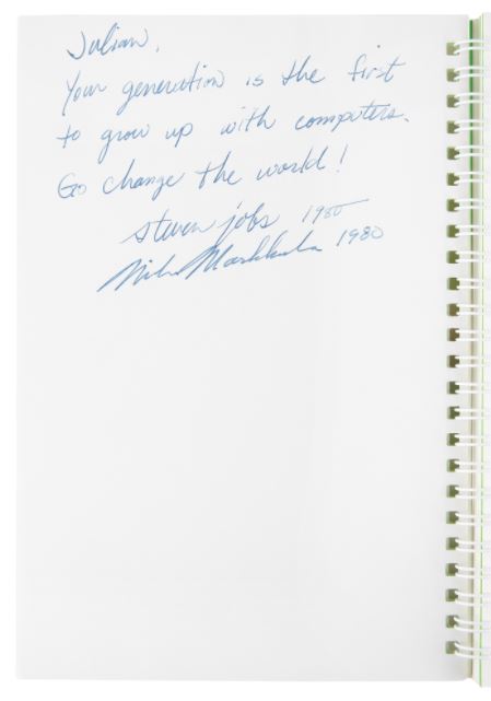 دفترچه راهنمای اپل 2 با امضای استیو جابز به حراج رفت ۲