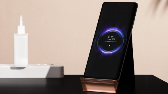 شارژر بی سیم 100 واتی شیائومی با قیمت کمتر از 100 دلار رونمایی شد