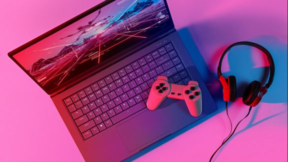 لپ تاپ رفرنس گیمینگ NUC X15 Kit