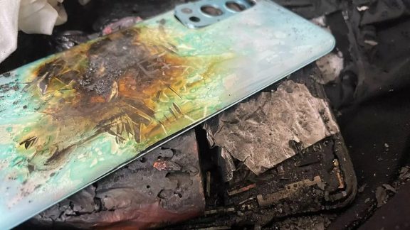 انفجار گوشی Nord 2 5G وان پلاس