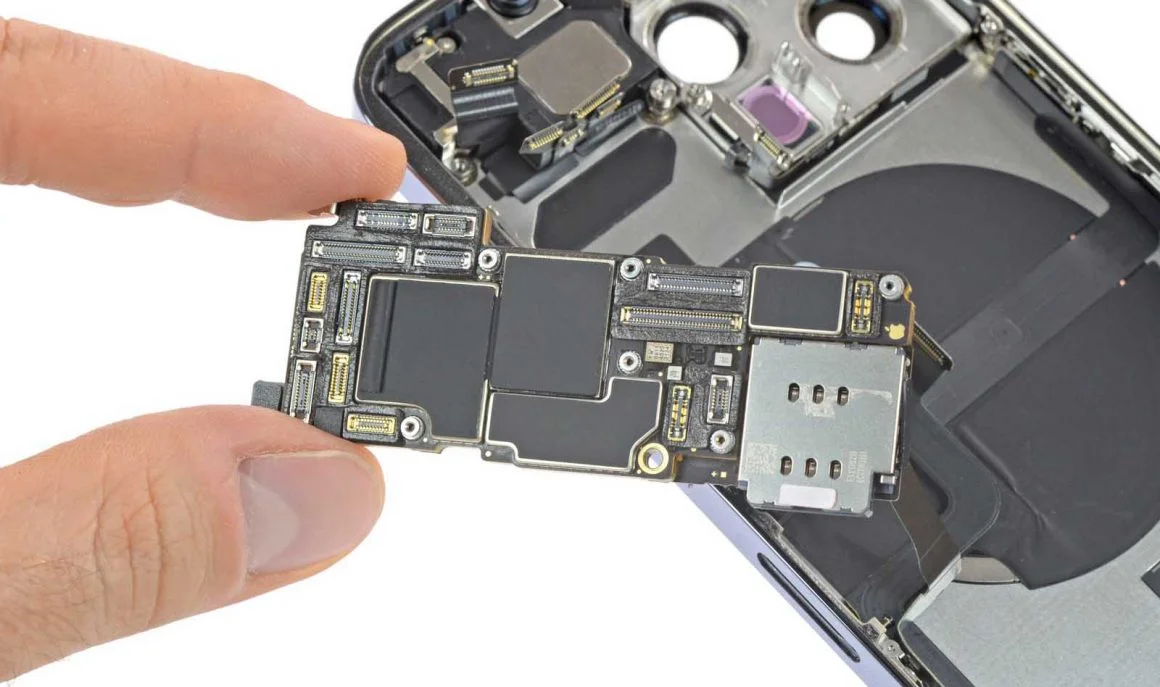 حافظه رم LPDDR4X در آیفون 13