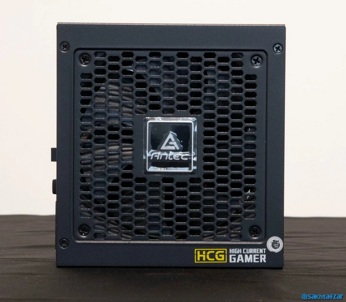 منبع تغذیه کامپیوتر HCG750 Gold انتک