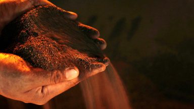 بحران منابع معدنی برای ساخت خودرو الکتریکی