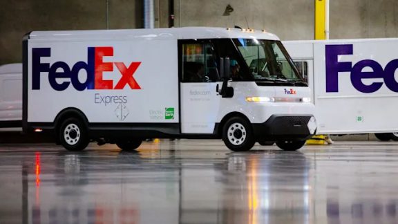 اولین ون تمام الکتریکی جنرال موتورز به ناوگان FedEx تحویل داده شد ۲