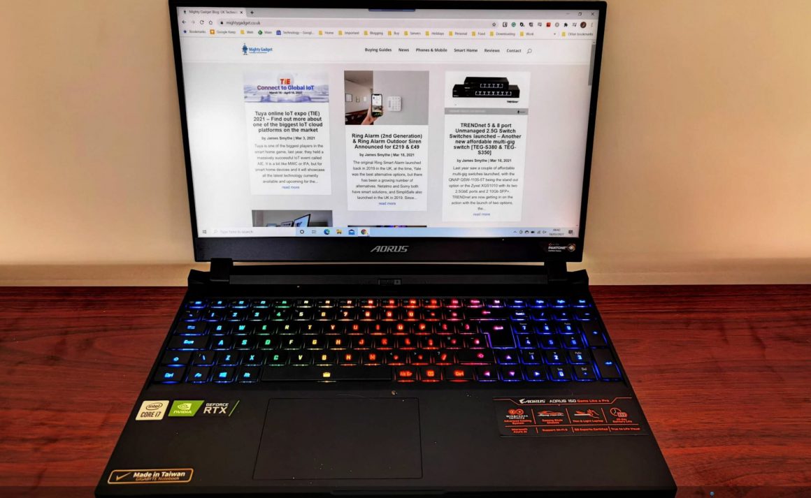GIGABYTE AORUS 15G YC