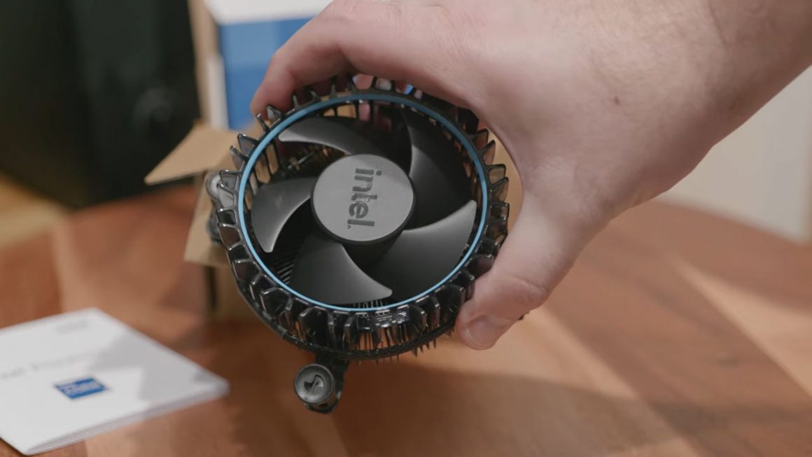 تست پردازنده Core i5 12400 با خنک کننده استوک