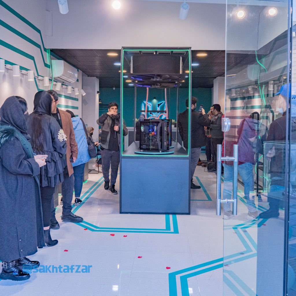 افتتاح شعبه لیون کامپیوتر رشت