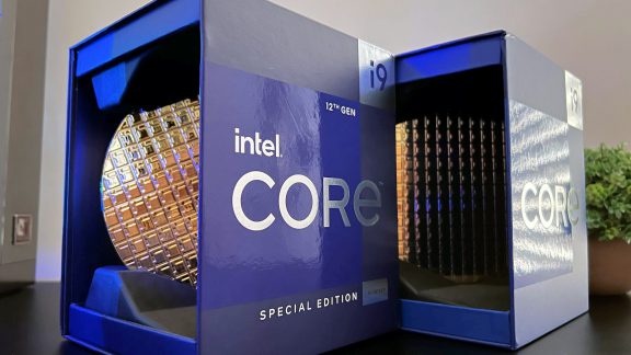 تصویر پردازنده پرچمدار Core i9 12900KS