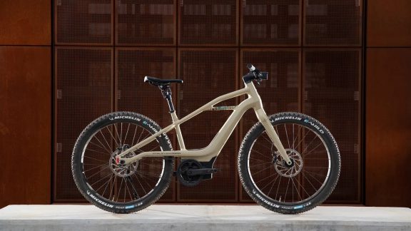 دوچرخه الکتریکی سری 1 هارلی دیویدسون - آینده زیباست!