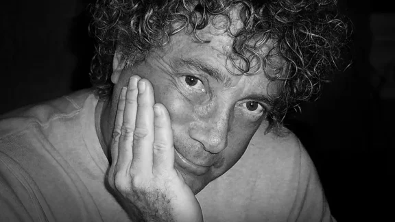 رابرت کراکوف، هم بنیانگذار ریزر درگذشت